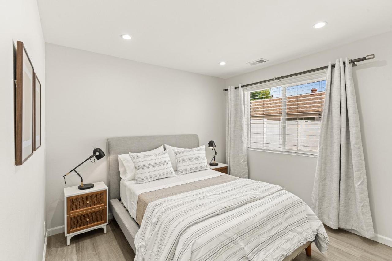 Estepa Unit #3 By Pmi Thousand Oaks Exteriör bild