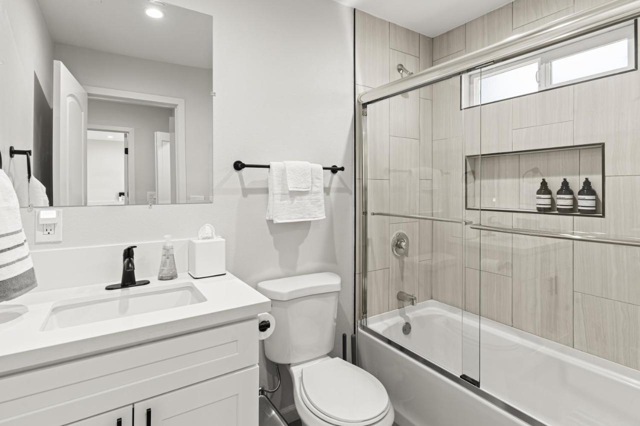 Estepa Unit #3 By Pmi Thousand Oaks Exteriör bild